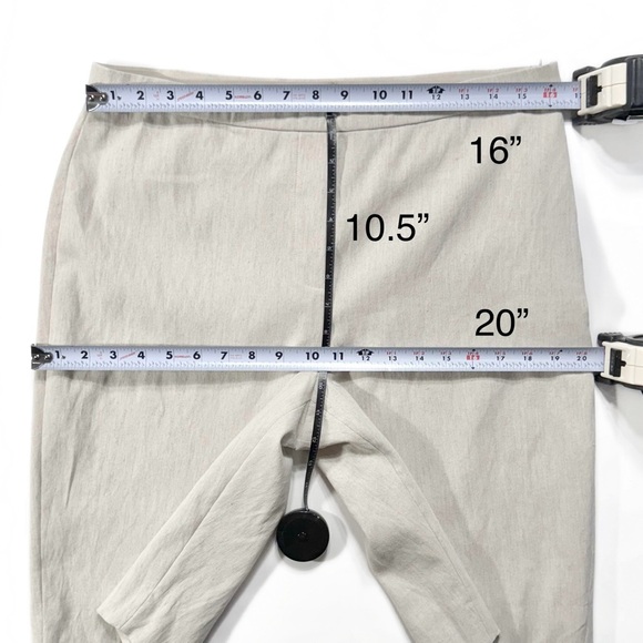 NWT Elie Tahari Linen Blend Neutral Beige Bermuda Knee Length Walking Shorts 10 - Picture 9 of 11